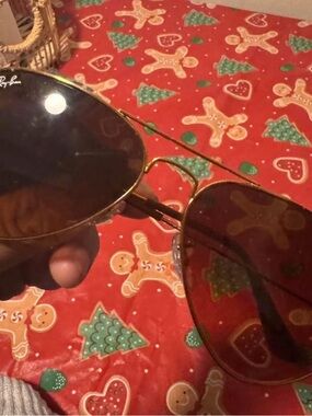 Ray-Ban Gold Frame Sunglasses with Brown Lenses